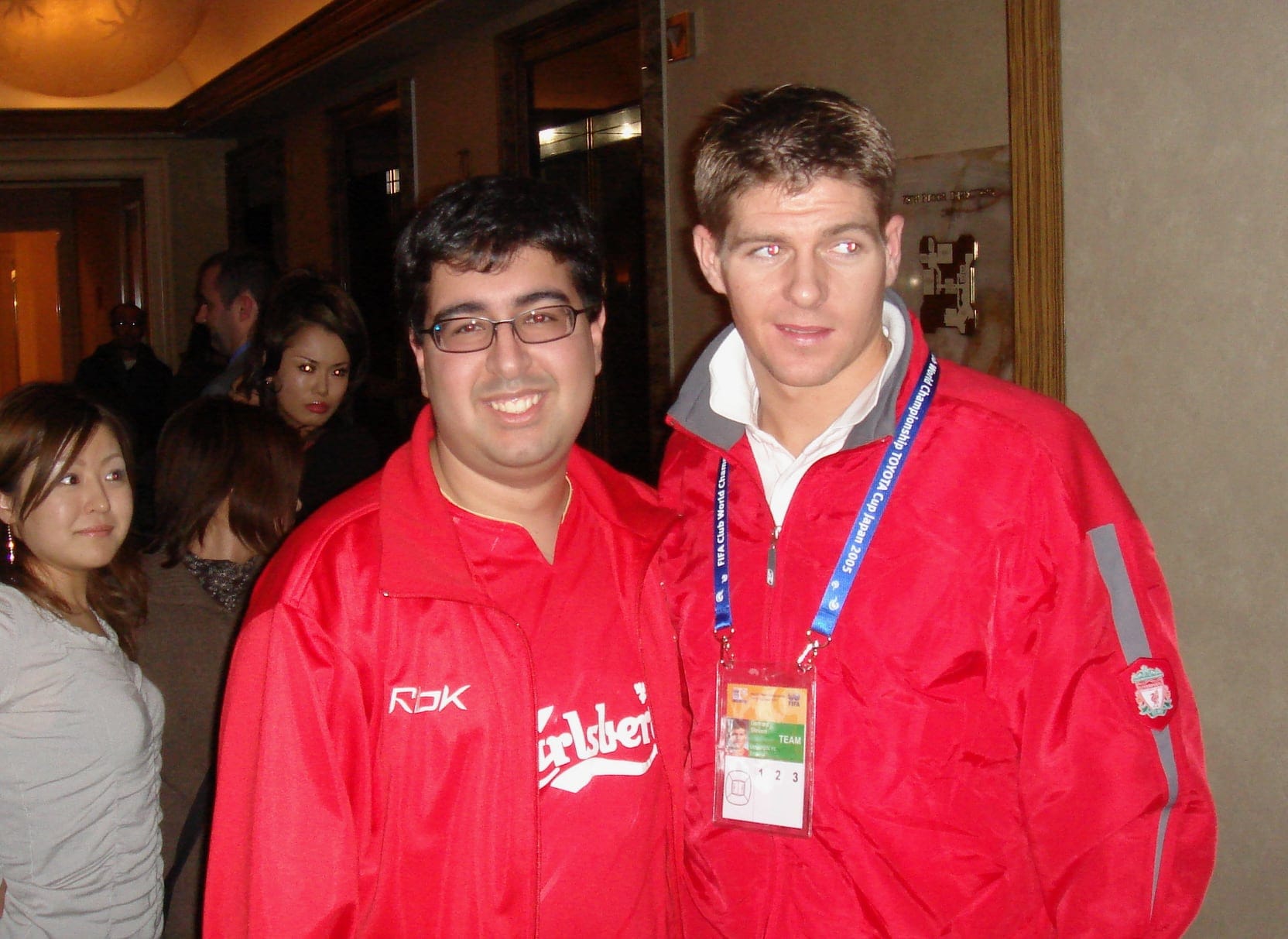 Steven Gerrard poses for a photo with Ravi.